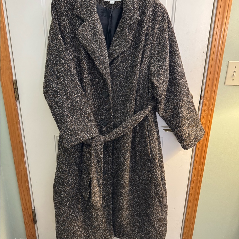 Ava & Viv Black and Tan Textured Jacket